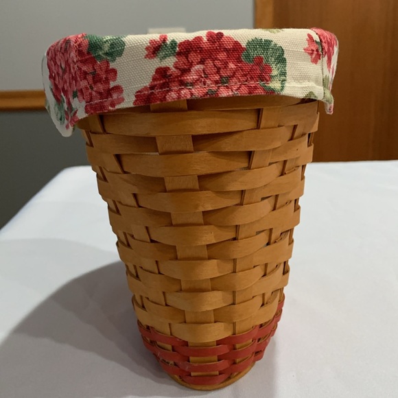 Longaberger Geranium Basket Set - Picture 4 of 16